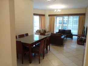 Lovely 2BR Al Deyafa